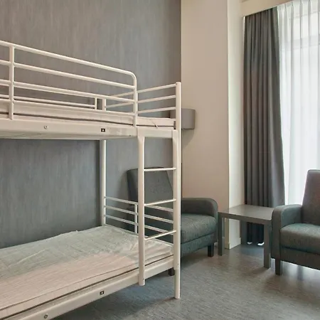 Хостел Saga Poshtel Central *