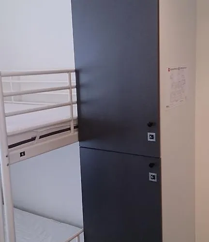 Saga Poshtel Central